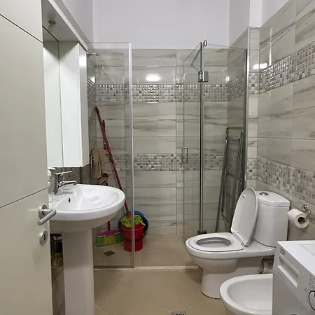 Apartament Sani *