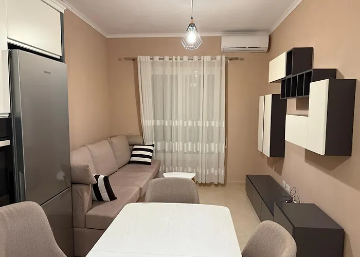 Sani * Golem (Tirana)